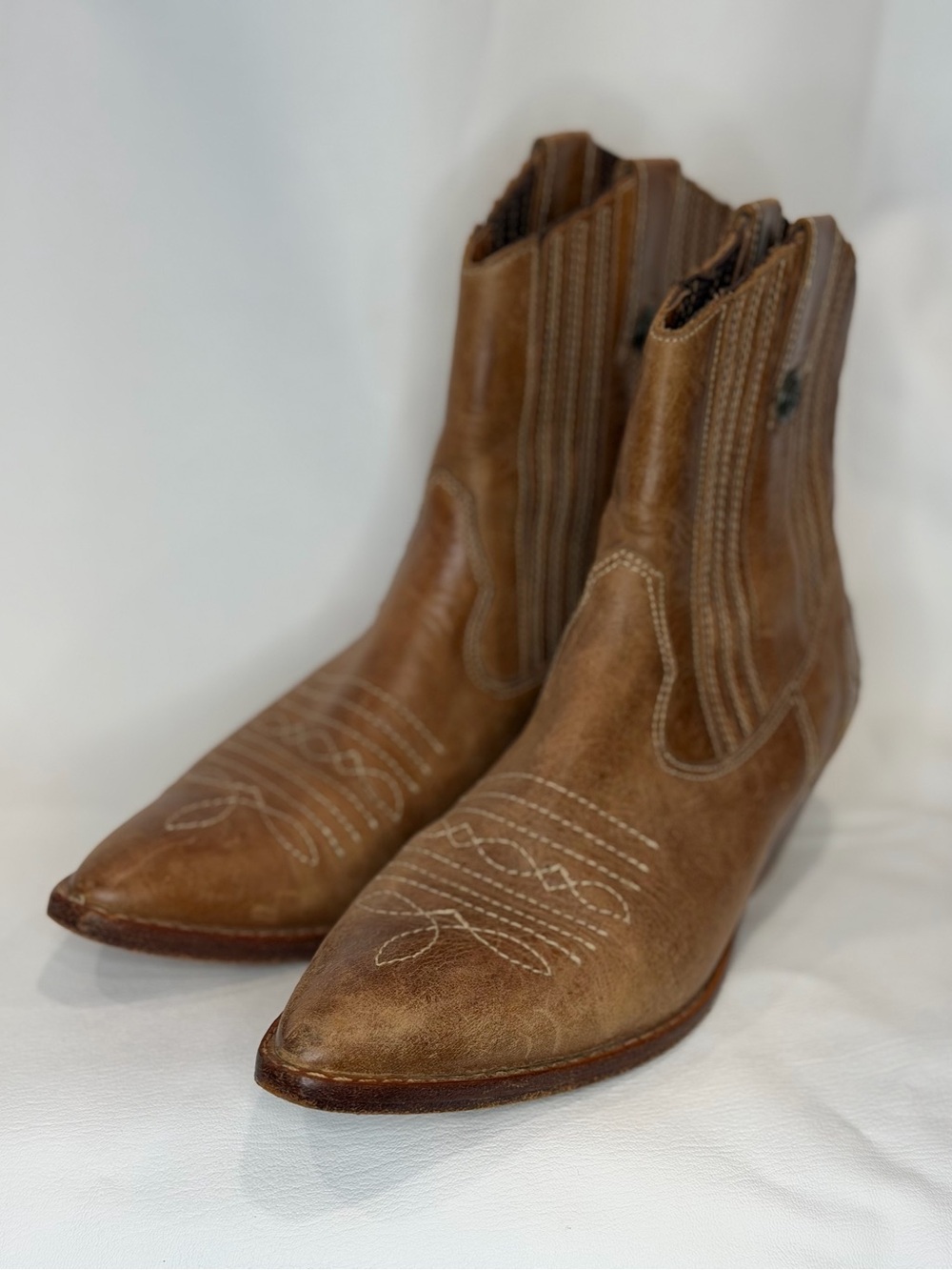 Vintage Circle S Tan Leather Womens Western Ankle Boots Size 8